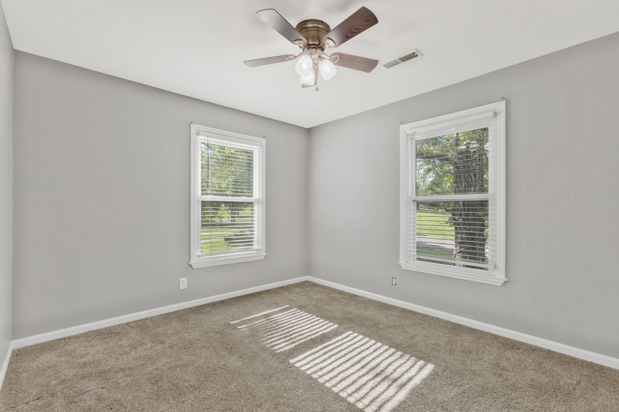 3508 Forest Park Road Springfield, TN 37172 - Photo 21 of 45 a view of an empty room with a window