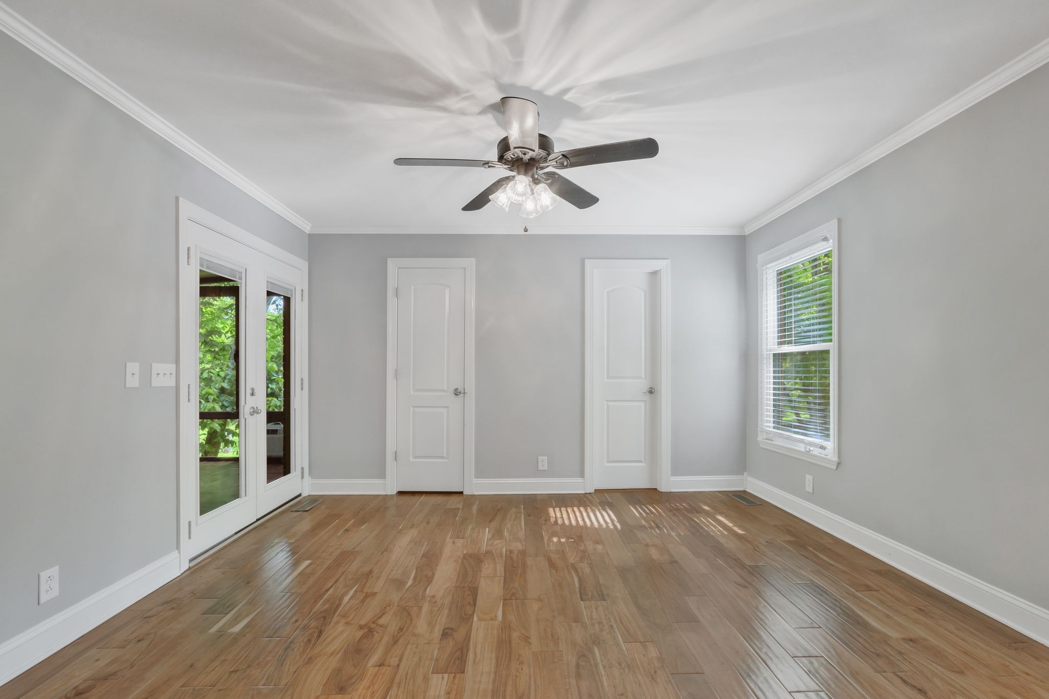 3508 Forest Park Road Springfield, TN 37172 - Photo 22 of 45 wooden floor in an empty room with a window
