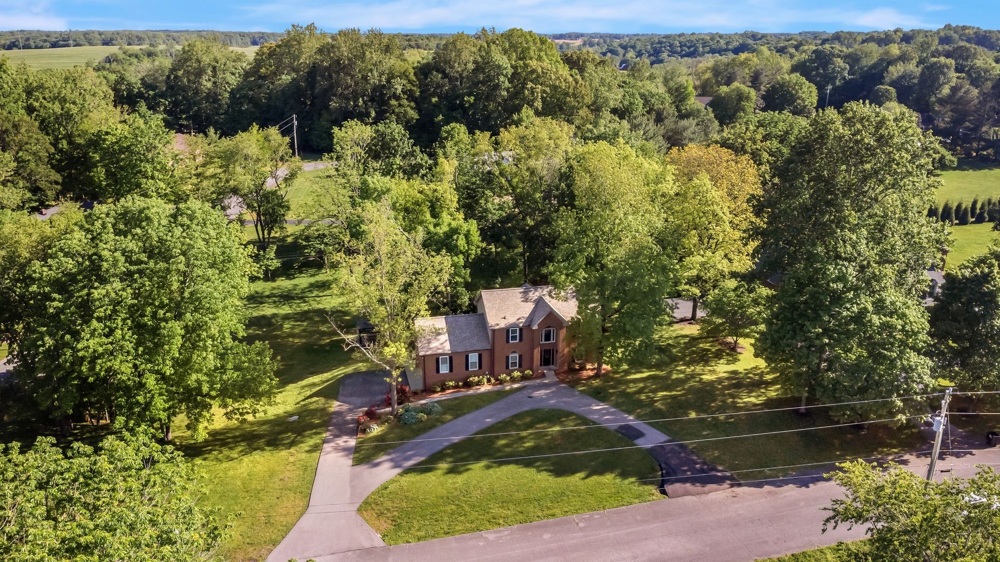 3508 Forest Park Road Springfield, TN 37172 - Photo 3 of 45 a view of a yard with a house
