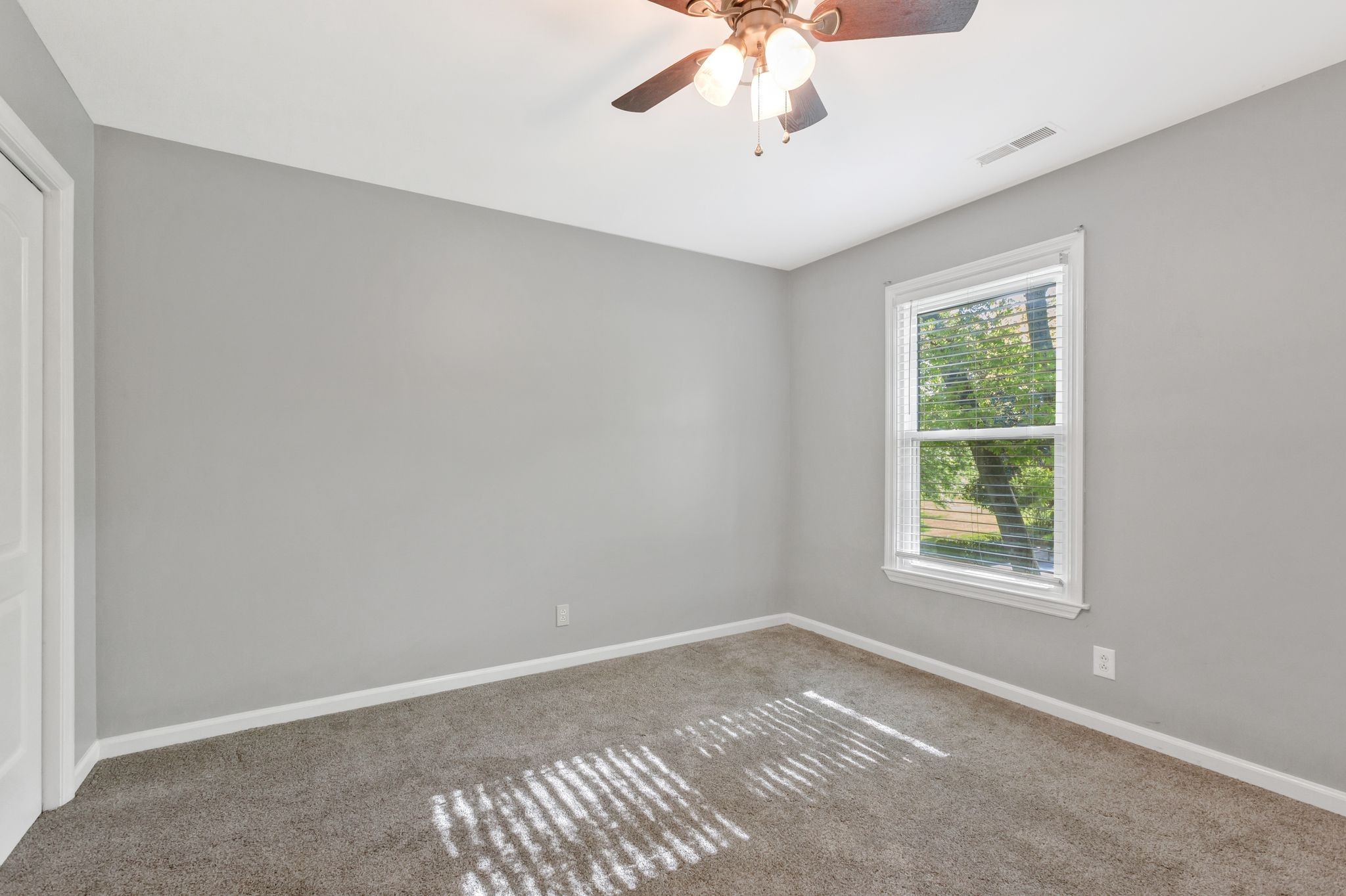 3508 Forest Park Road Springfield, TN 37172 - Photo 31 of 45 a view of an empty room with a window
