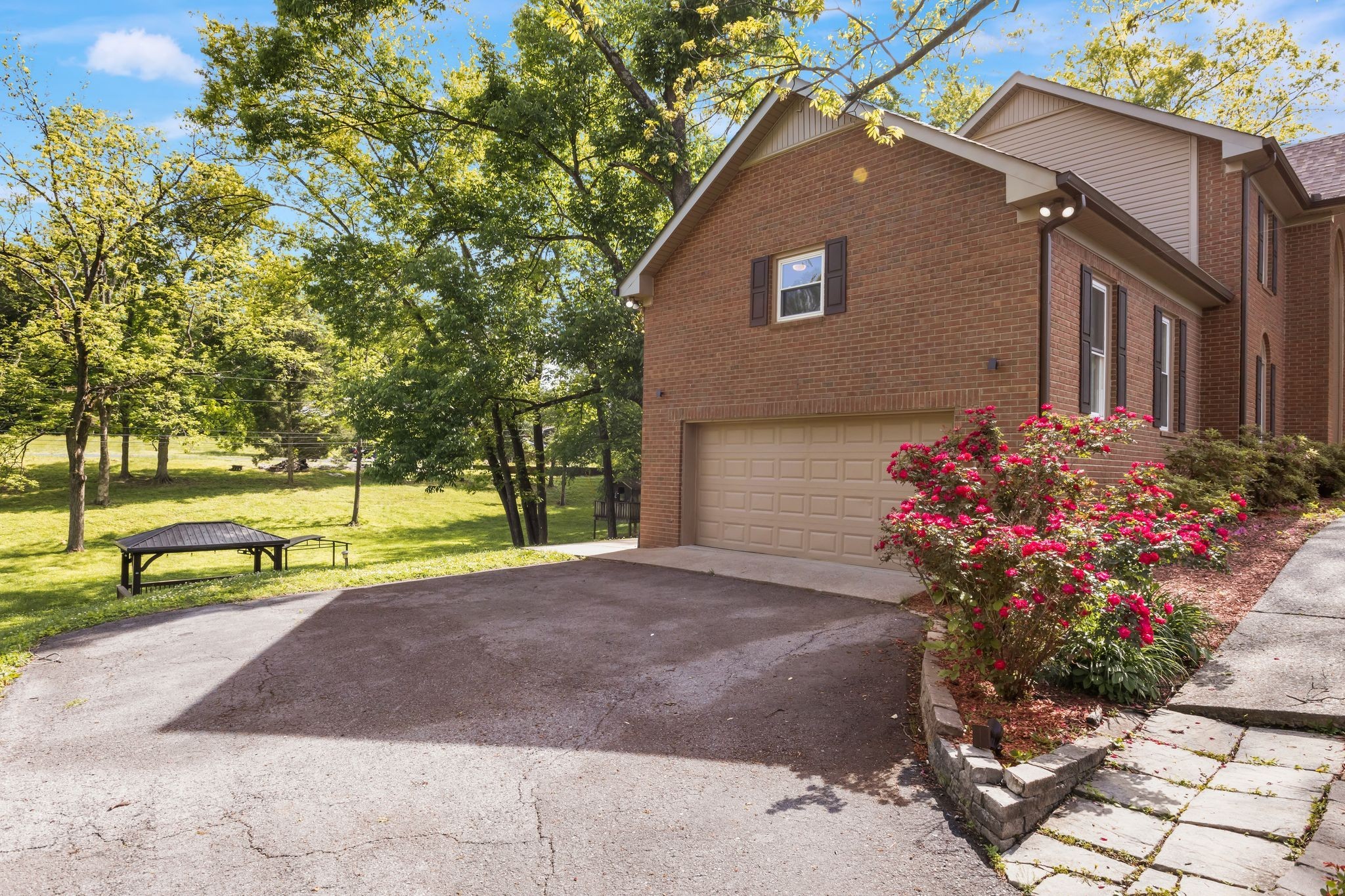 3508 Forest Park Road Springfield, TN 37172 - Photo 42 of 45 a house view with a garden space
