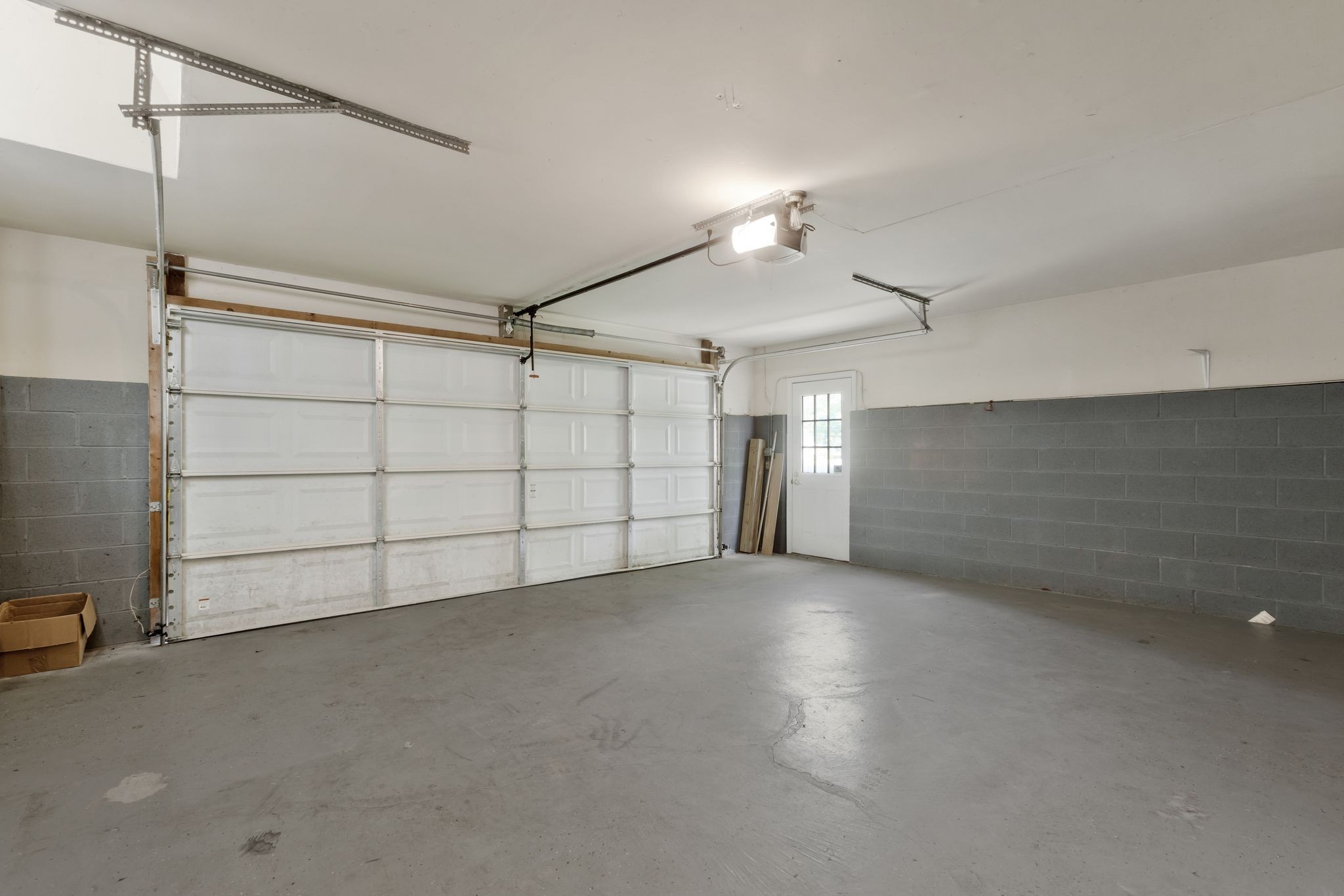 3508 Forest Park Road Springfield, TN 37172 - Photo 43 of 45 a view of a garage