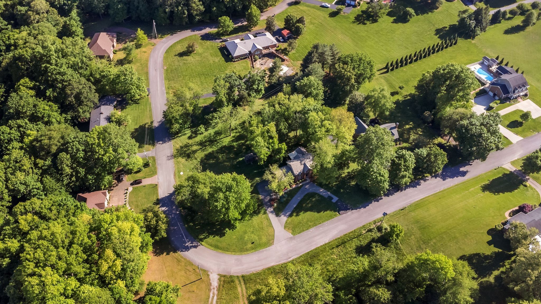 3508 Forest Park Road Springfield, TN 37172 - Photo 44 of 45 a view of a garden with plants