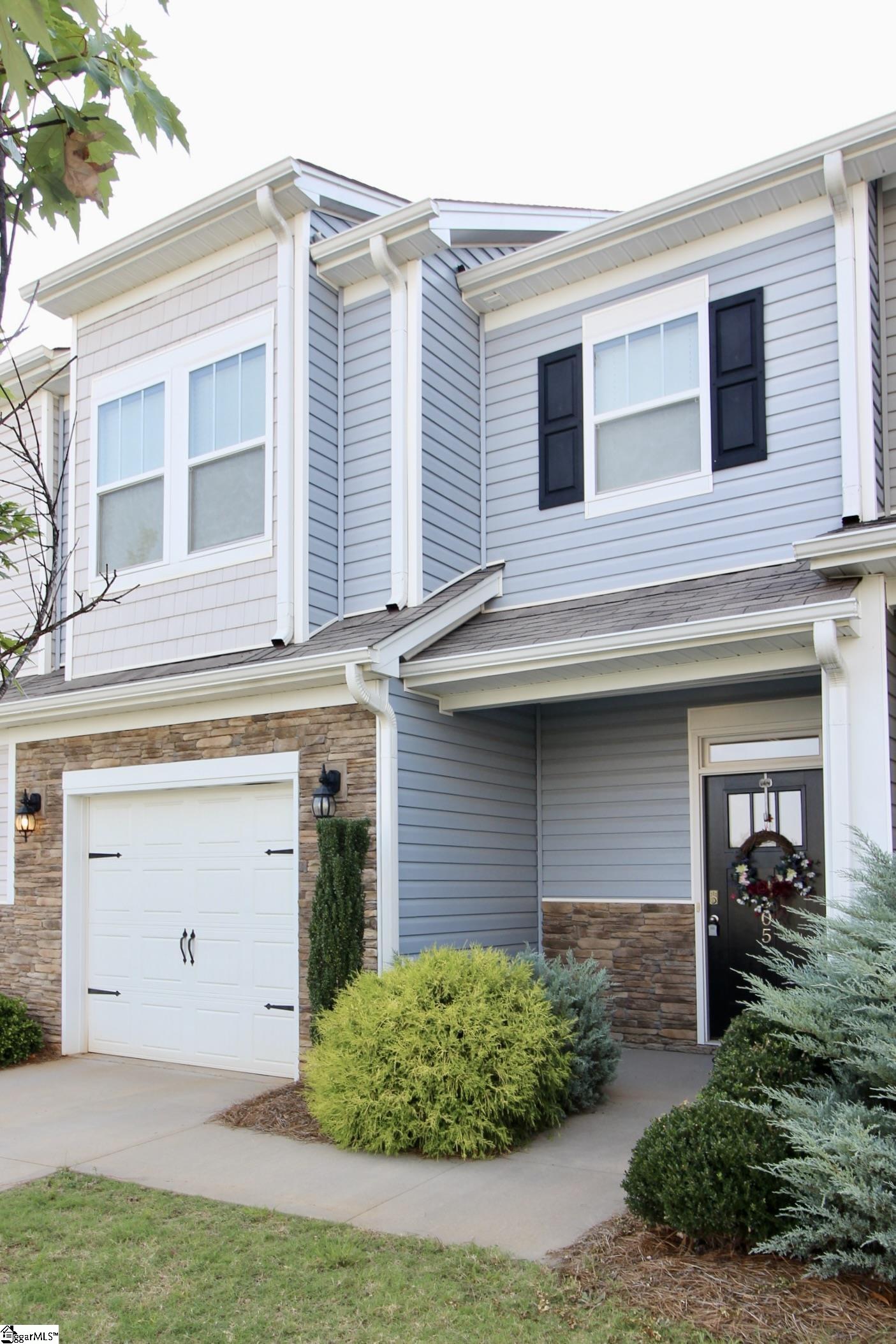 305 Yellow Fox Road Greer, SC 29650 - Photo 1 of 24