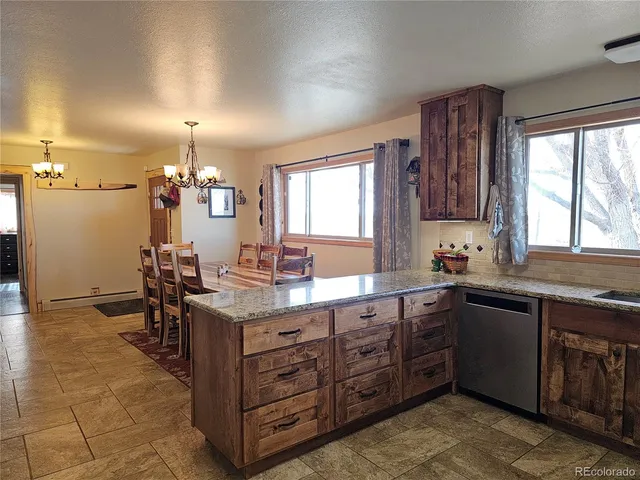 $650,000 | 11762 East Us Highway, Alamosa, CO 81101