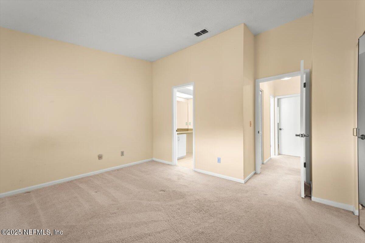 3801 Crown Point Road, Unit 3073 Jacksonville, FL 32257 - Photo 23 of 26 a view of an empty room