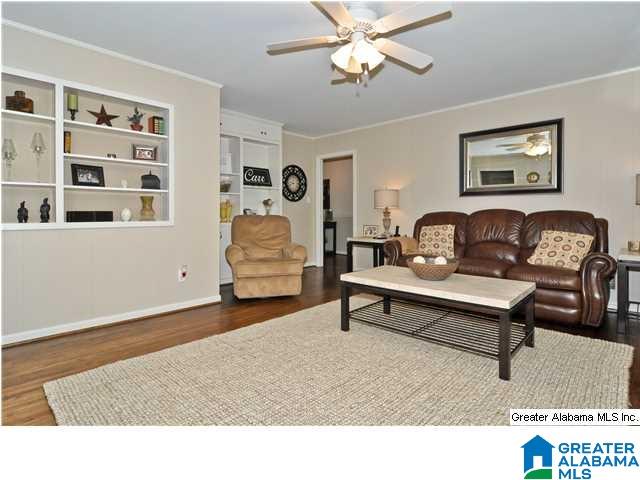 2728 Cherokee Road Mountain Brook, AL 35216 - Photo 15 of 32