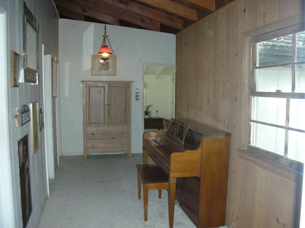 914 Cheltenham Road Santa Barbara, CA 93105 - Photo 13 of 17 Hall