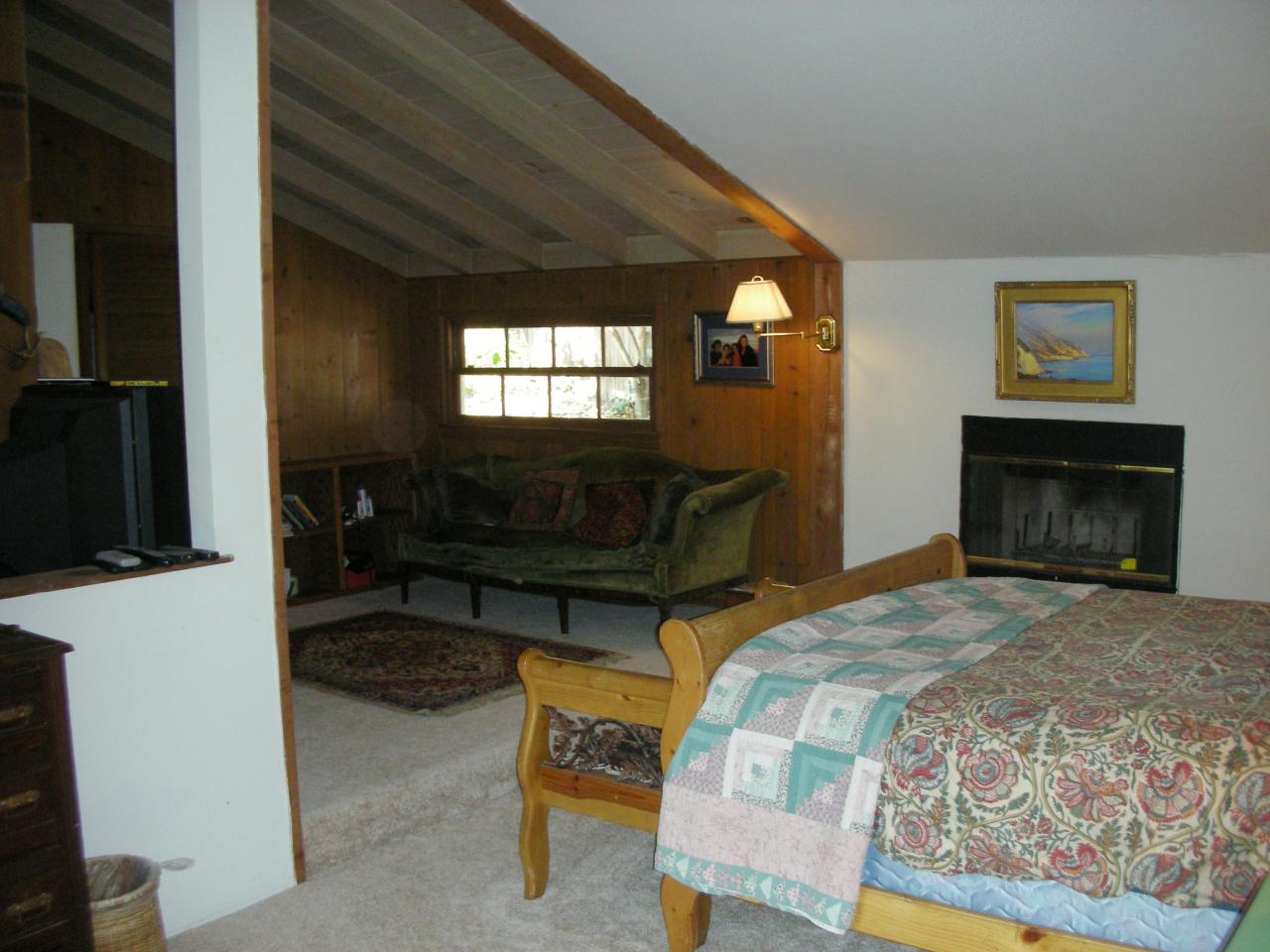 914 Cheltenham Road Santa Barbara, CA 93105 - Photo 8 of 17 Master Bedroom