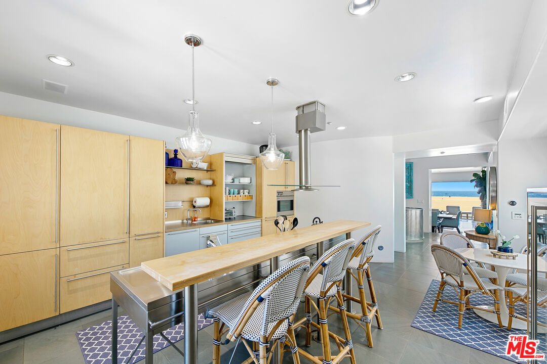 1341 Palisades Beach Road Santa Monica, CA 90401 - Photo 31 of 68