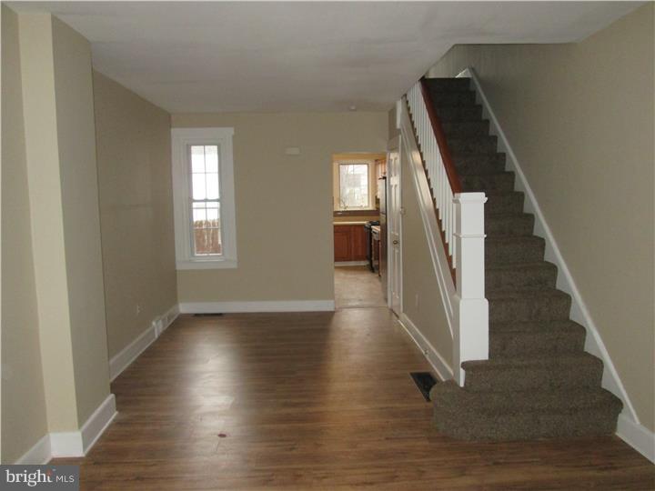 303 Summit Avenue Reading, PA 19607 - Photo 2 of 10 Gallery Image 2