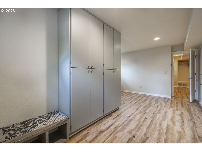 1892 Cousteau Loop Southeast Salem, OR 97302 - Photo 32 of 44