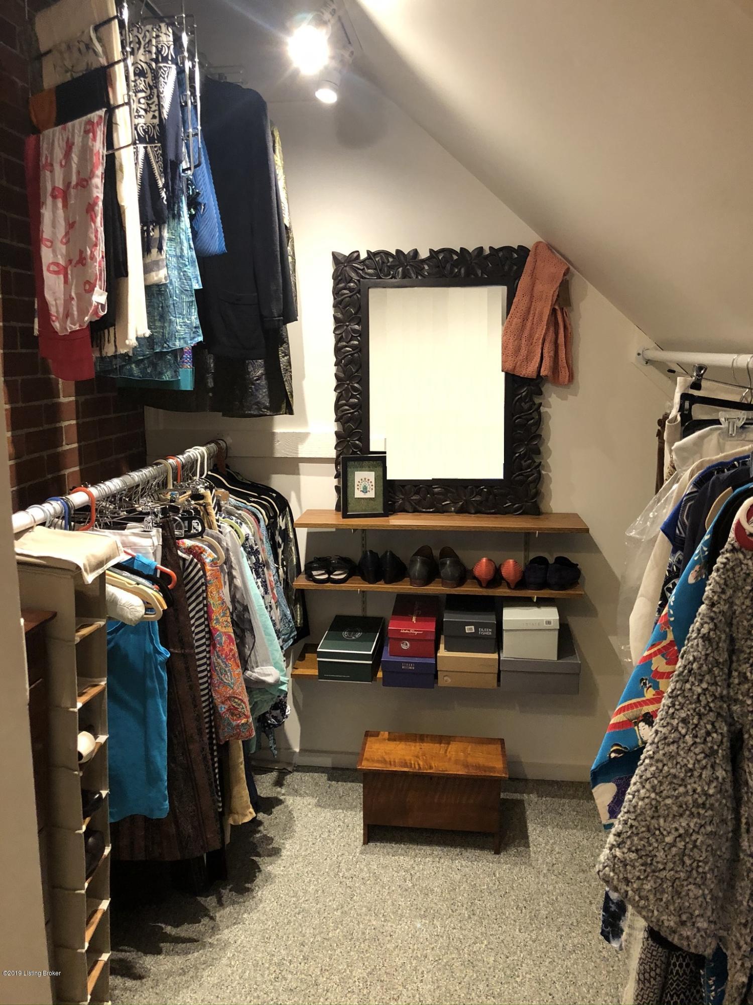 359 Ridgeway Avenue Louisville, KY 40207 - Photo 15 of 48 Walk-in closet in the dressing room