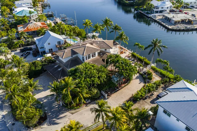 $3,750,000 | 111 Brian Road, Marathon, FL 33050