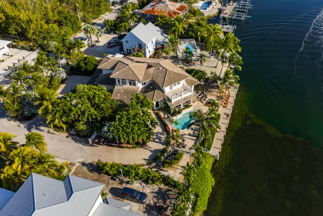 $3,750,000 | 111 Brian Road, Marathon, FL 33050