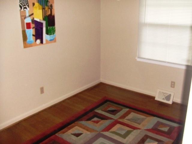 4588 Annhurst Road Columbus, OH 43228 - Photo 6 of 15 Gallery Image 6