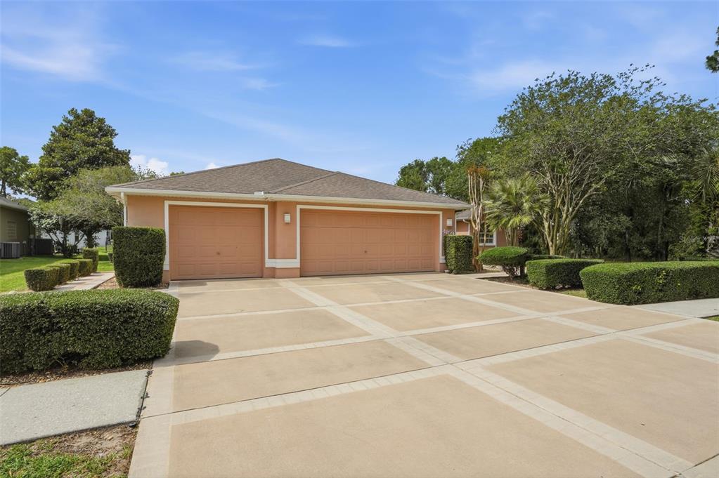 4159 St Ives Boulevard Spring Hill, FL 34609 - Photo 2 of 66