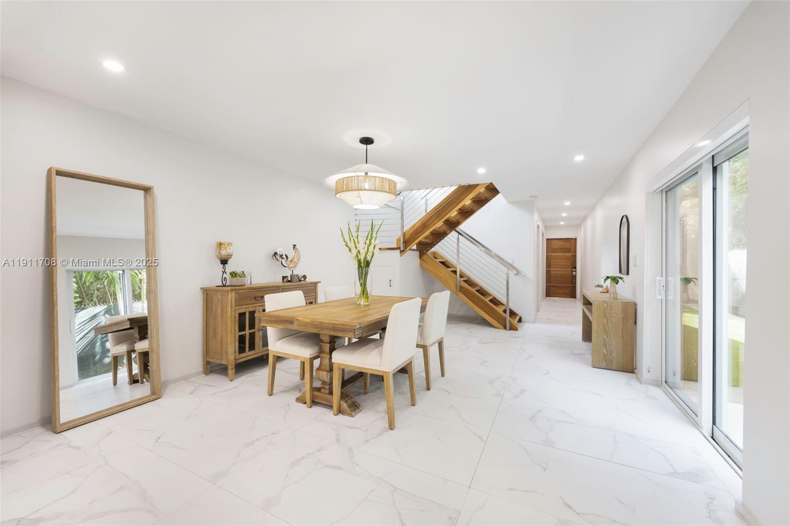 47 Southwest 21st Road Miami, FL 33129 - Photo 4 of 28