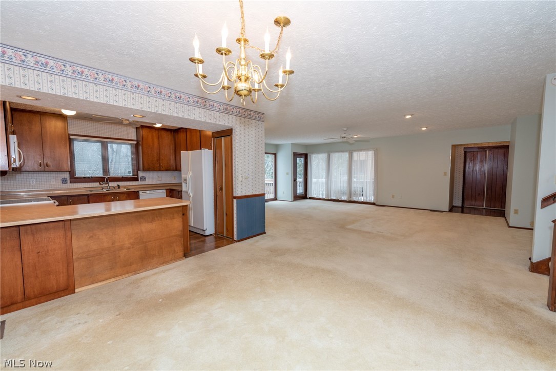 171 Granger Road, Unit 155 Medina, OH 44256 - Photo 6 of 24 Gallery Image 6