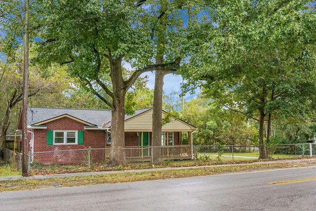 $289,000 | 5406 Attaway Street, North Charleston, SC 29406