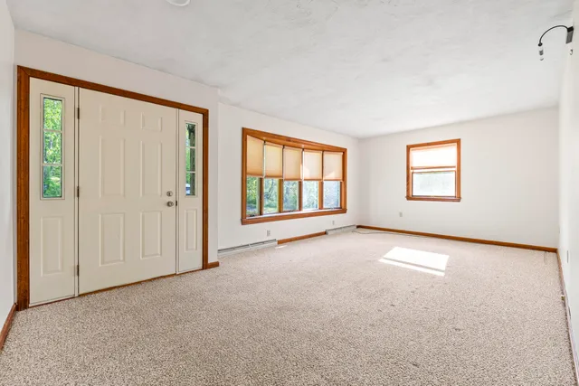 $785,000 | 117 Taylor Woods Road, Belgrade, ME 04917