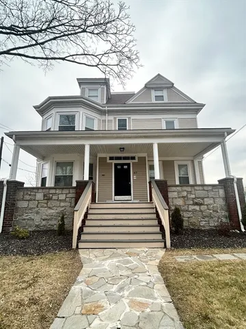 $2,500 | 67 Pleasant Street, Unit 3, Weymouth, MA 02190