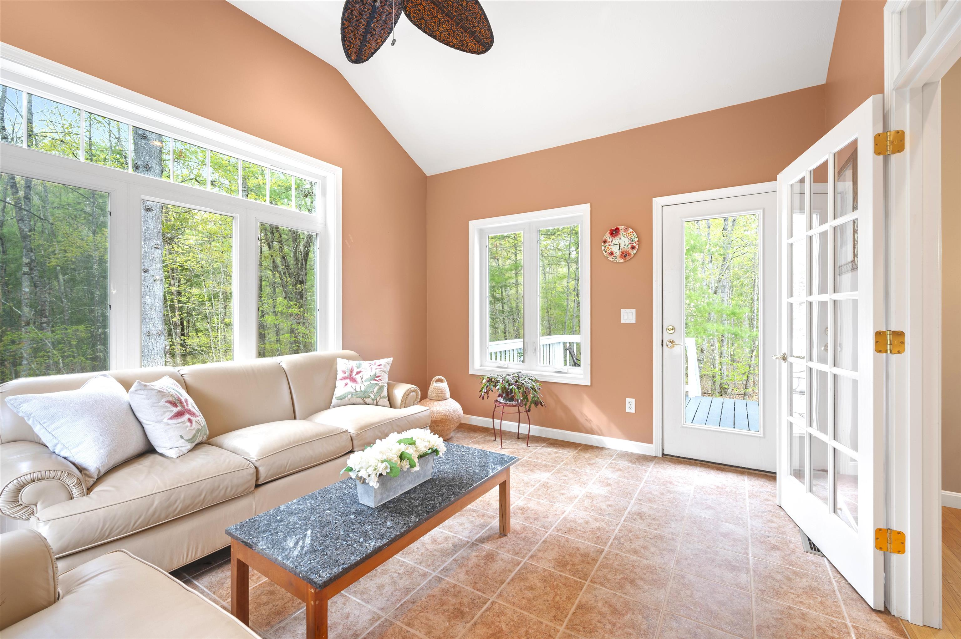9 Tarleton Lane Amherst, NH 03031 - Photo 17 of 42 Gallery Image 17