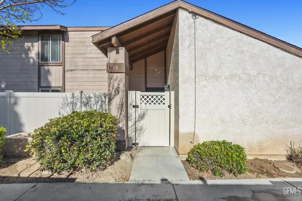 $233,500 | Undisclosed Address, Bakersfield, CA 93309