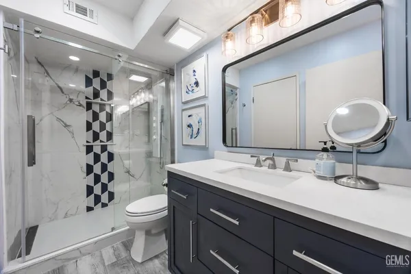 $233,500 | Undisclosed Address, Bakersfield, CA 93309