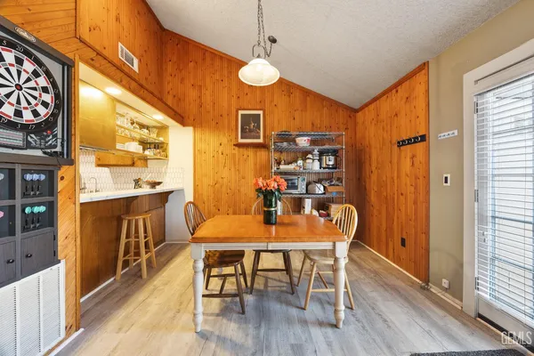 $233,500 | Undisclosed Address, Bakersfield, CA 93309