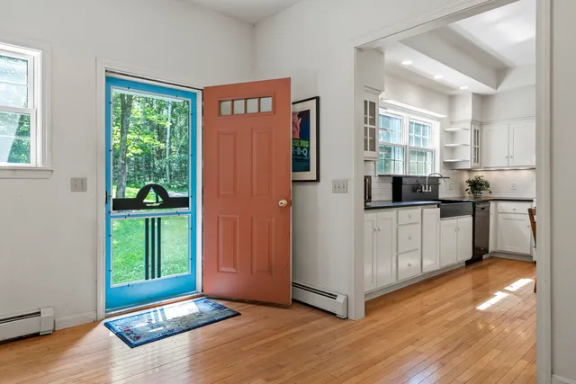 $1,195,000 | 433 Fogler Road, Bremen, ME 04551