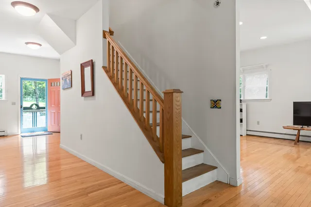 $1,195,000 | 433 Fogler Road, Bremen, ME 04551