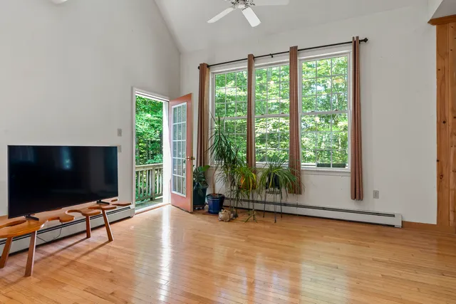 $1,195,000 | 433 Fogler Road, Bremen, ME 04551