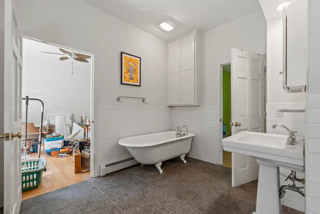 $1,195,000 | 433 Fogler Road, Bremen, ME 04551