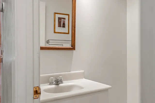 $1,195,000 | 433 Fogler Road, Bremen, ME 04551