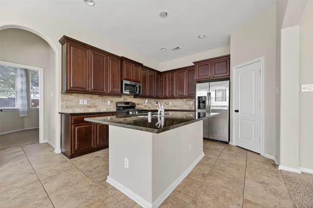 $2,199 | 4930 Ginger Bluff Trail, Katy, TX 77494
