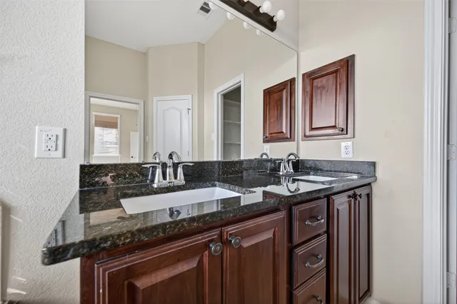 $2,199 | 4930 Ginger Bluff Trail, Katy, TX 77494