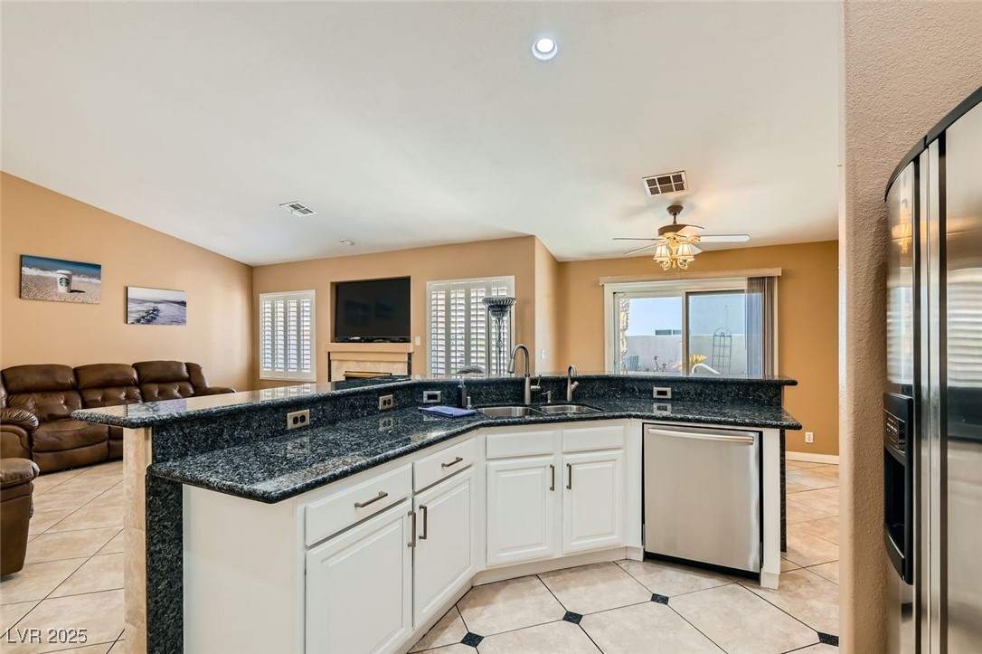 1037 Norellat Road Henderson, NV 89011 - Photo 18 of 53 Gallery Image 18