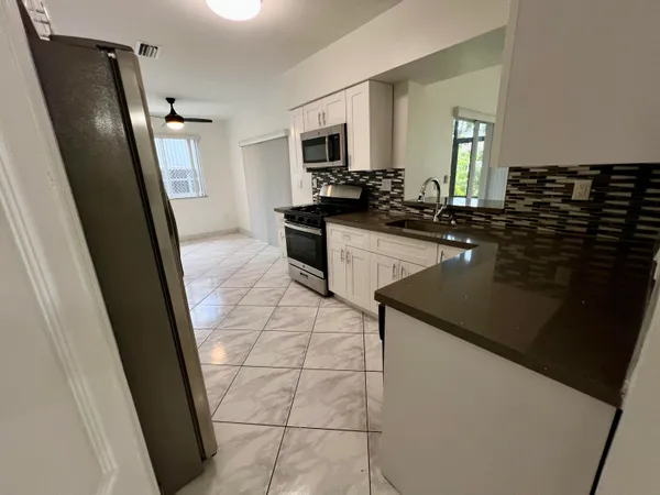 $3,500 | 8640 Wilshire Drive, Miramar, FL 33025