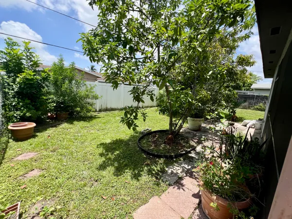 $3,500 | 8640 Wilshire Drive, Miramar, FL 33025