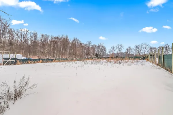 $324,999 | 9055 Kellogg Drive, Reading, MI 49274