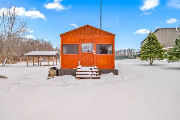 $324,999 | 9055 Kellogg Drive, Reading, MI 49274