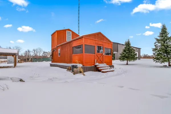 $324,999 | 9055 Kellogg Drive, Reading, MI 49274