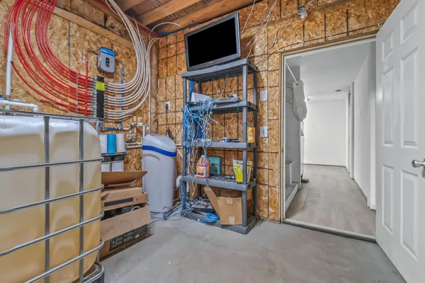 $324,999 | 9055 Kellogg Drive, Reading, MI 49274