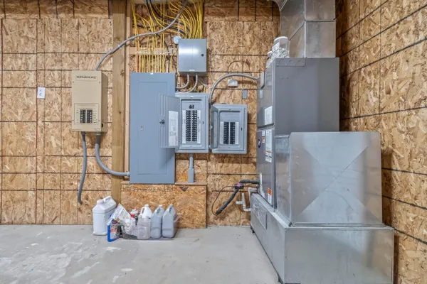 $324,999 | 9055 Kellogg Drive, Reading, MI 49274