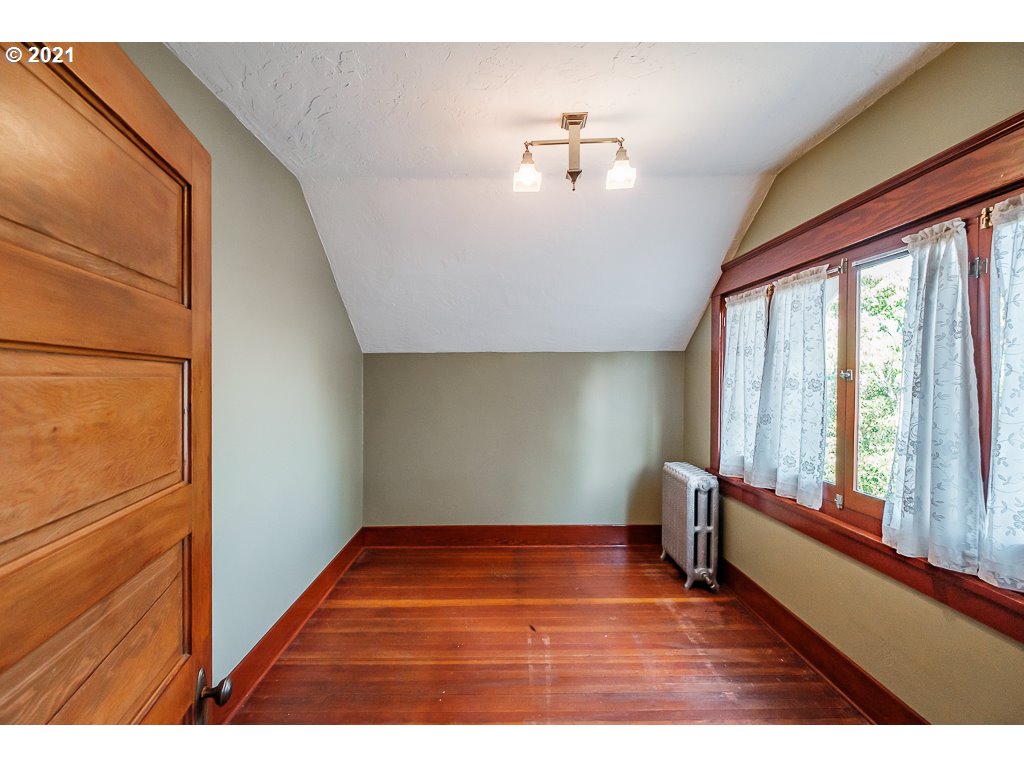 633 Southwest Washington Street Albany, OR 97321 - Photo 11 of 32 Gallery Image 11