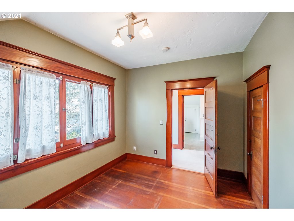 633 Southwest Washington Street Albany, OR 97321 - Photo 12 of 32 Gallery Image 12