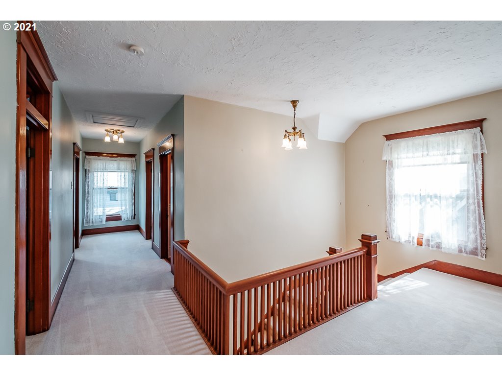 633 Southwest Washington Street Albany, OR 97321 - Photo 13 of 32 Gallery Image 13