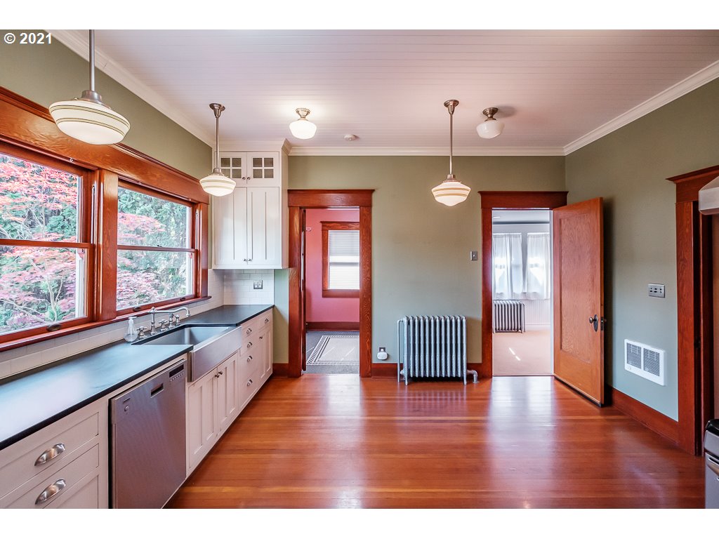 633 Southwest Washington Street Albany, OR 97321 - Photo 6 of 32 Gallery Image 6
