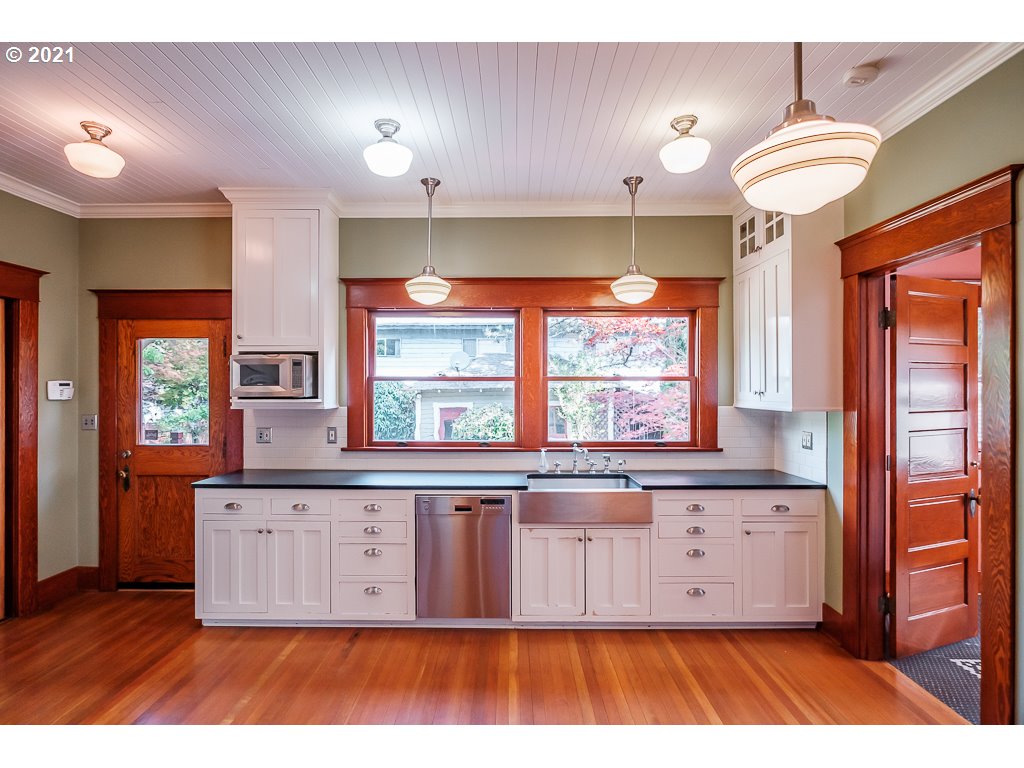 633 Southwest Washington Street Albany, OR 97321 - Photo 9 of 32 Gallery Image 9